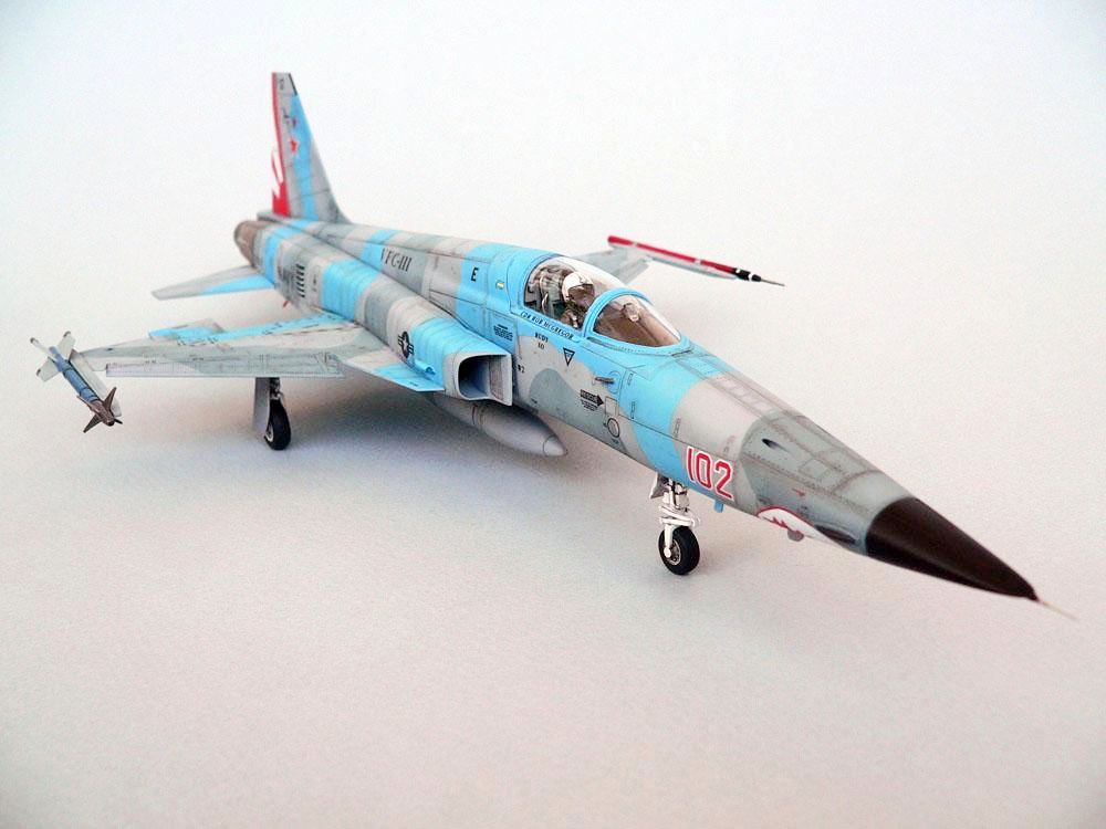 AFV Club Northrop F-5E/F-5N Tiger II YFC-111 Sundowners 1/48